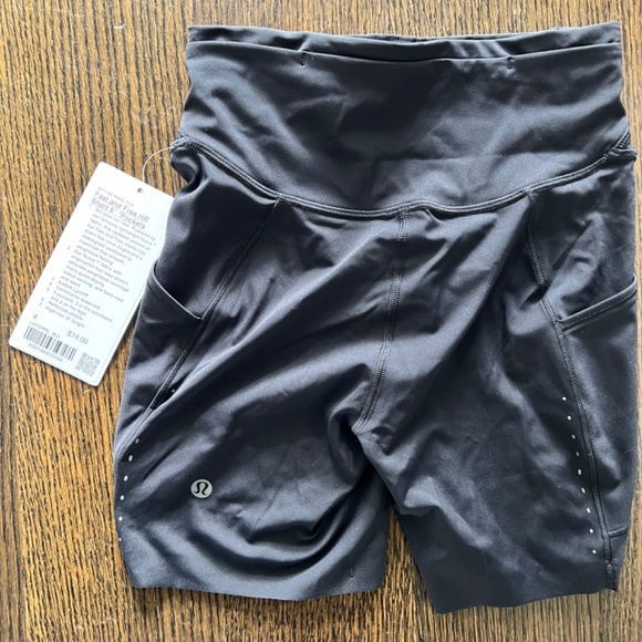 Lululemon riding shorts 6 inch with pockets - Picture 3 of 4